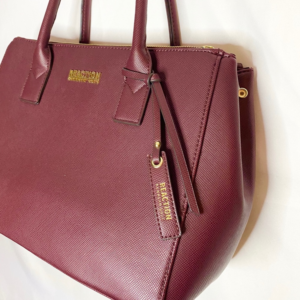 Kenneth Cole Reaction Purse